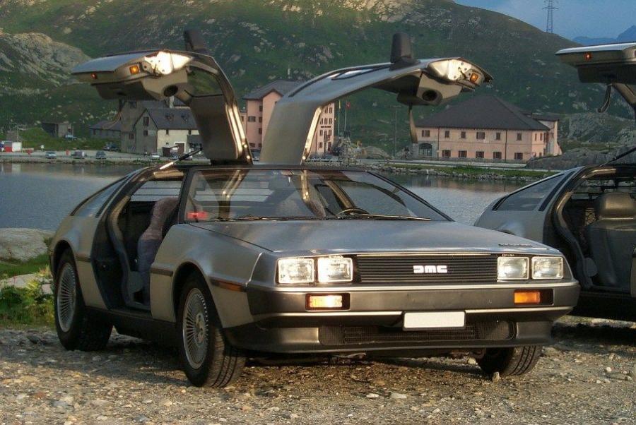  DeLorean DMC-12 1989 года  (фото 23 из 32)